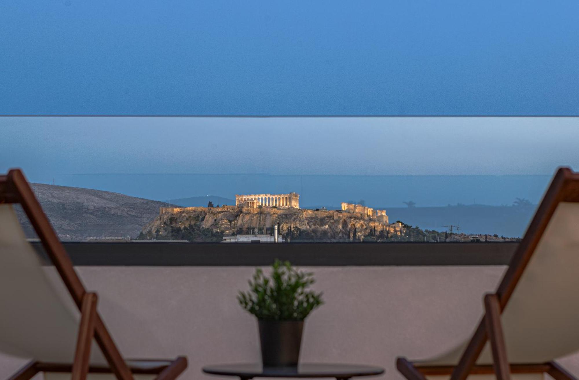 The Meta - Rooftop Access * Athens